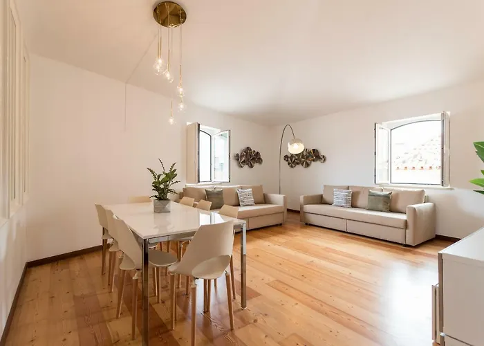 Alfama Modern Two-bedroom W/ River View And Parking - By Lu Holidays 公寓