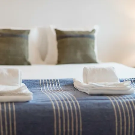 Apartamento Alfama Modern Two-bedroom W/ River View And Parking - By Lu Holidays *