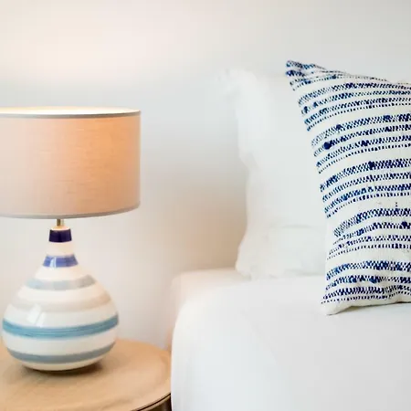 Alfama Modern Two-bedroom W/ River View And Parking - By Lu Holidays شقة